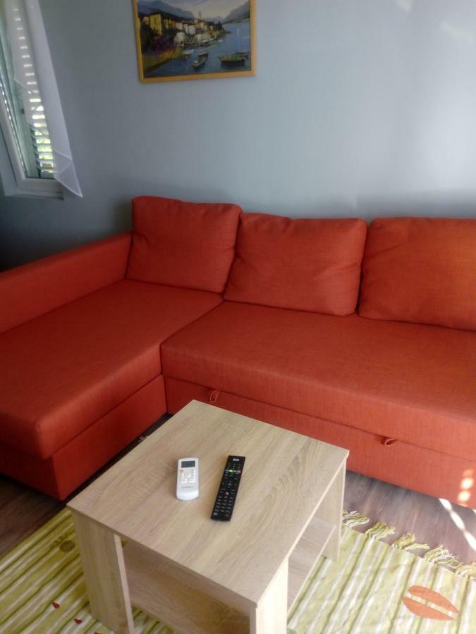 Appartamento Mendula Pakoštane Esterno foto